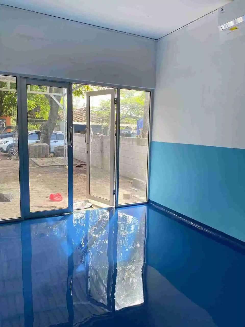 Epoxy Lantai Dapur MBG Karawang – Biar Dapur Produksi Lebih Higienis & Nggak Licin