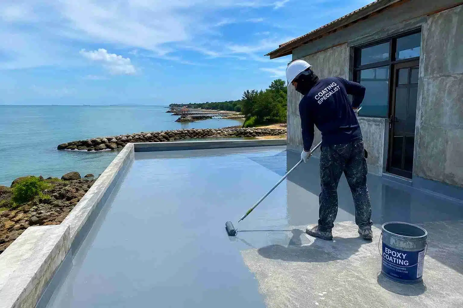 Coating Bangunan Dekat Laut: Solusi Anti Karat No.1 Dan Awet!
